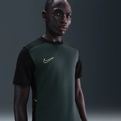 Nike Academy Men's Dri-FIT Short-Sleeve Soccer Top