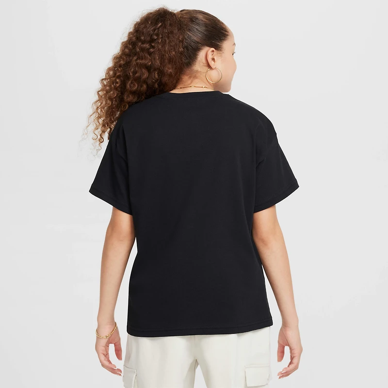Nike Sportswear Essential Big Kids' (Girls') T-Shirt