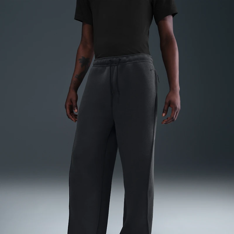 Nike Tech Men's Fleece Loose-Fit Open Hem Pants