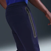FC Barcelona Tech Men's Nike Soccer Fleece Joggers