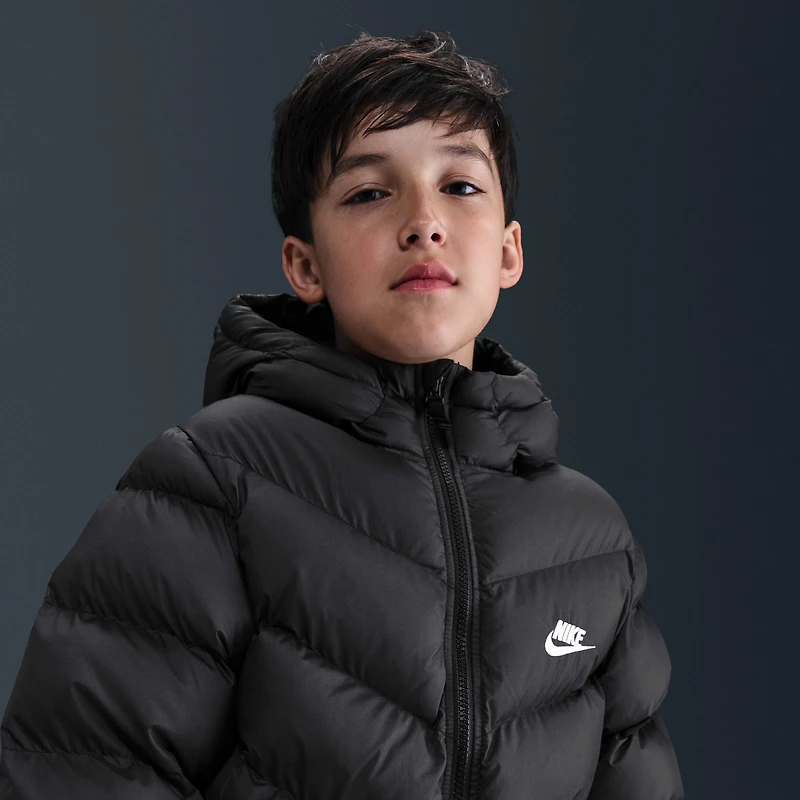 Nike Sportswear All Day Play Big Kids' Therma-FIT Loose-Fit Mid-Length Puffer Jacket