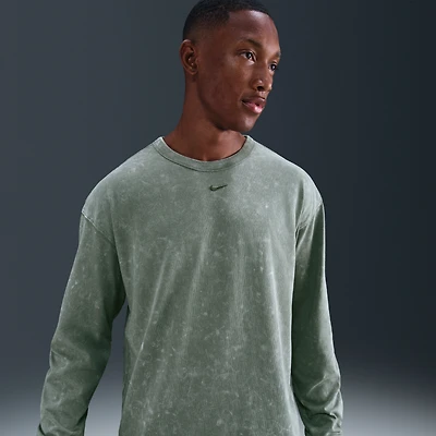 Nike Sportswear Premium Essentials Men's Long-Sleeve T-Shirt