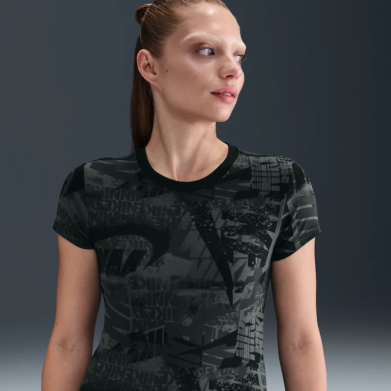 Nike Sportswear Women's Slim T-Shirt