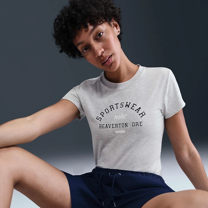 Nike Sportswear Phoenix Women's Slim Graphic T-Shirt