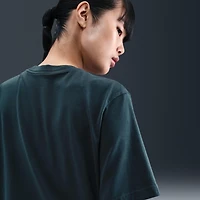Nike Sportswear Essential Women's Boxy Graphic T-Shirt