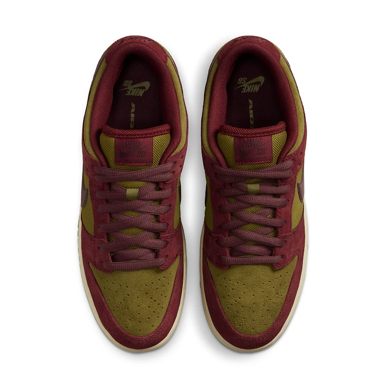 Nike SB Dunk Low Pro Skate Shoes
