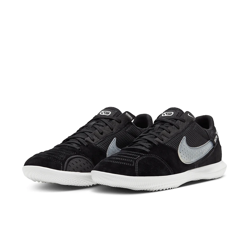 Nike Streetgato Low-Top Soccer Shoes