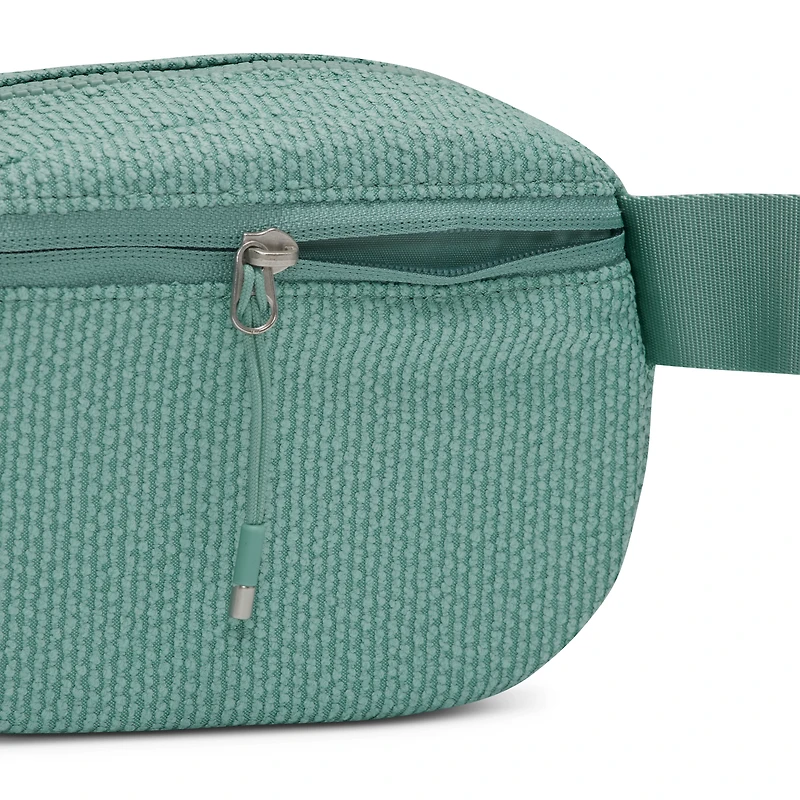 Nike Aura Crossbody Bag (2L)