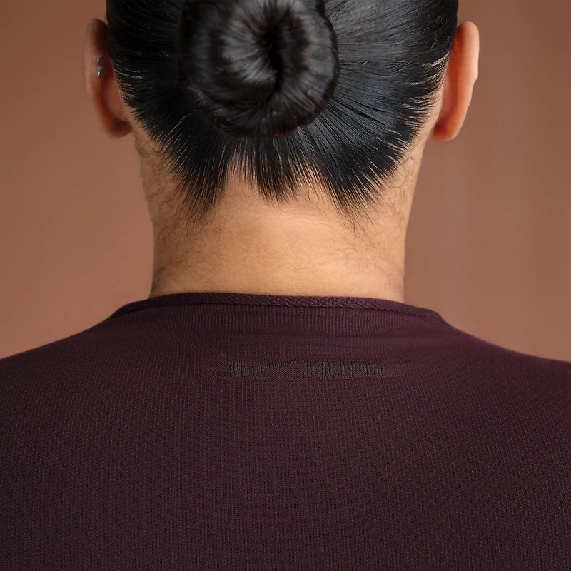 NikeSKIMS Vintage Seamless Women's Mock-Neck Crop Top