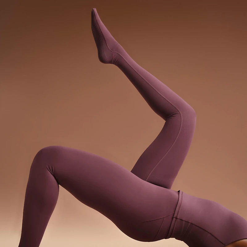 NikeSKIMS Matte Women's High-Waisted Footsie Grip Leggings