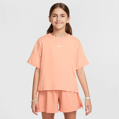 Nike Sportswear Essential Big Kids' (Girls') T-Shirt