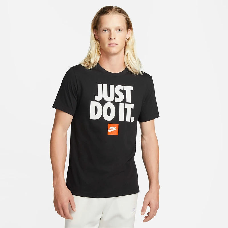 Nike Sportswear Men's T-Shirt