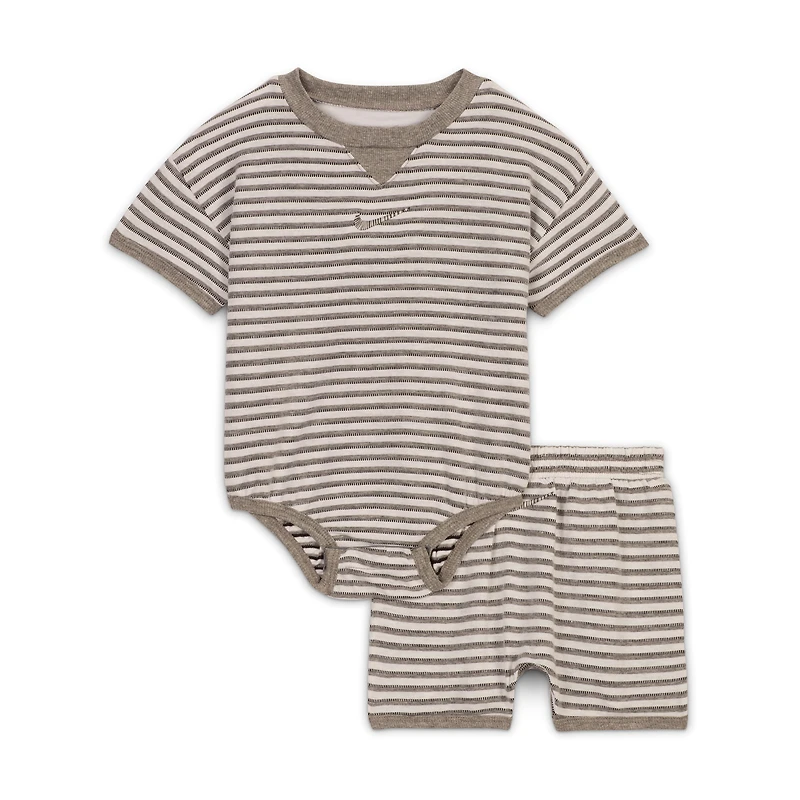 Nike ReadySet Baby (0-9M) Bodysuit and Shorts Set