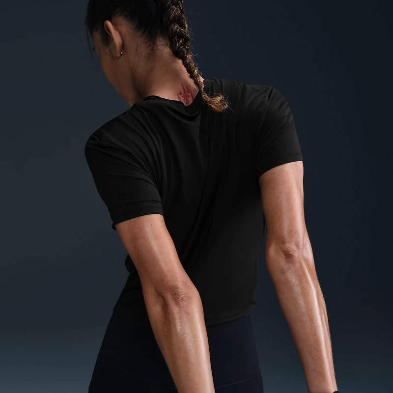 Nike One Classic Twist Women's Dri-FIT Short-Sleeve Top