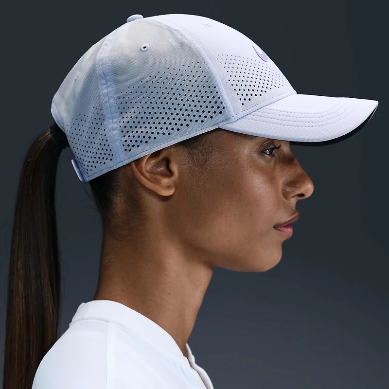 Nike Dri-FIT ADV Club Structured Swoosh Cap