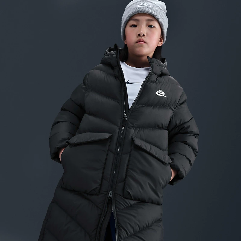 Nike Sportswear All Day Play Big Kids' Therma-FIT Loose-Fit Puffer Parka
