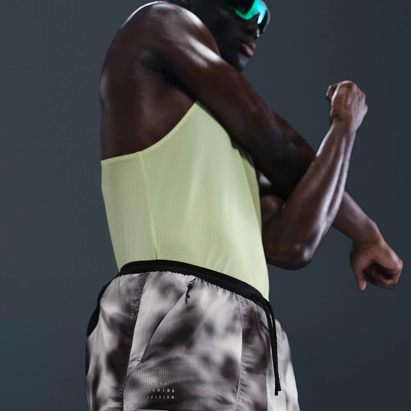 Nike Running Division Breathe Men's Dri-FIT ADV 4" Brief-Lined Shorts