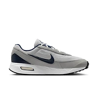 Nike College Air Max Verse (Penn State) Men's Shoes