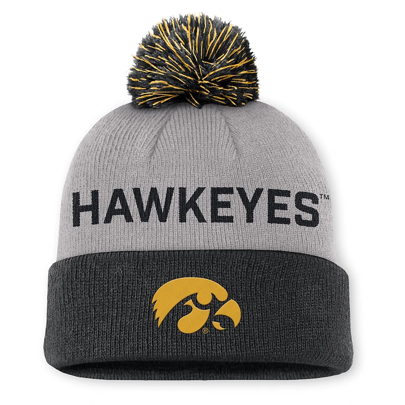 Iowa Primetime Peak Men's Nike College Cuffed Pom Beanie