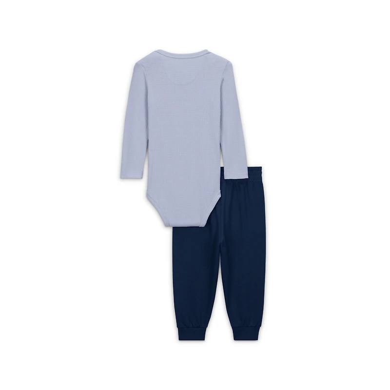 Nike Play For All Baby (0-9M) Long Sleeve Bodysuit and Pants Set