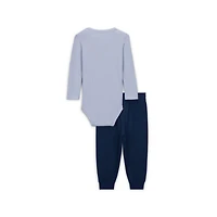 Nike Play For All Baby (0-9M) Long Sleeve Bodysuit and Pants Set