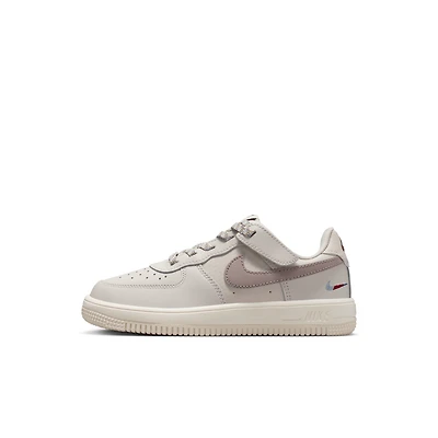 Nike Force 1 Low LV8 EasyOn Little Kids' Shoes