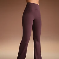 NikeSKIMS Matte Women's High-Waisted Slim Flared Leggings