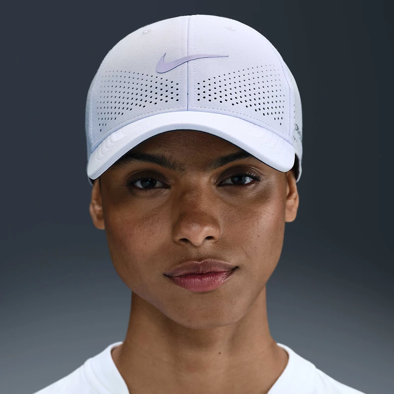 Nike Dri-FIT ADV Club Structured Swoosh Cap