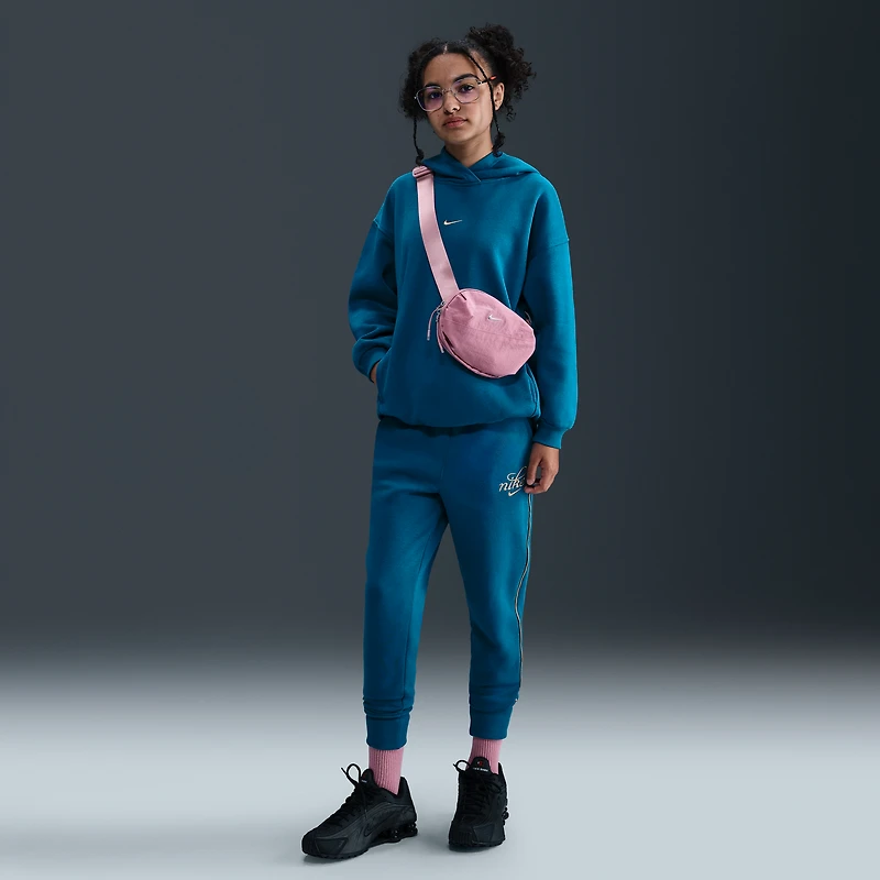 Nike Sportswear Club Fleece Big Kids' (Girls') Oversized Hoodie
