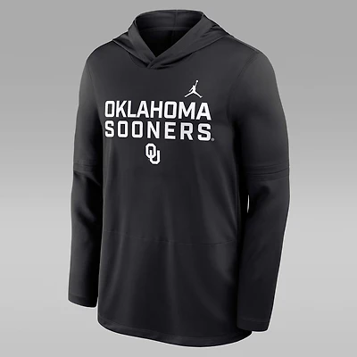 Oklahoma Sideline Men's Jordan Brand Dri-FIT College Long-Sleeve Hooded Top