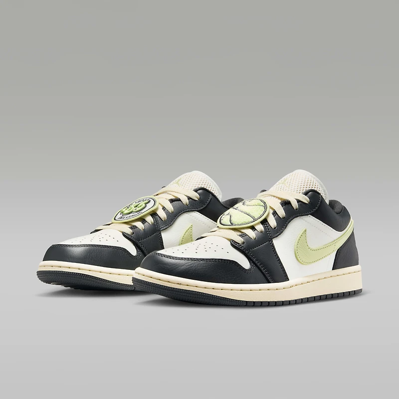 Air Jordan 1 Low SE Women's Shoes