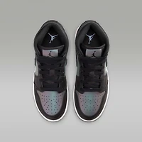 Air Jordan 1 Mid SE Big Kids' Shoes