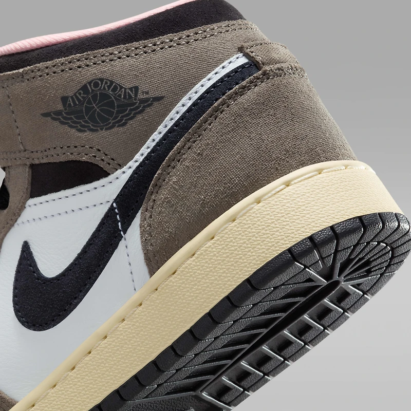 Jordan 1 Mid SE Little Kids' Shoes