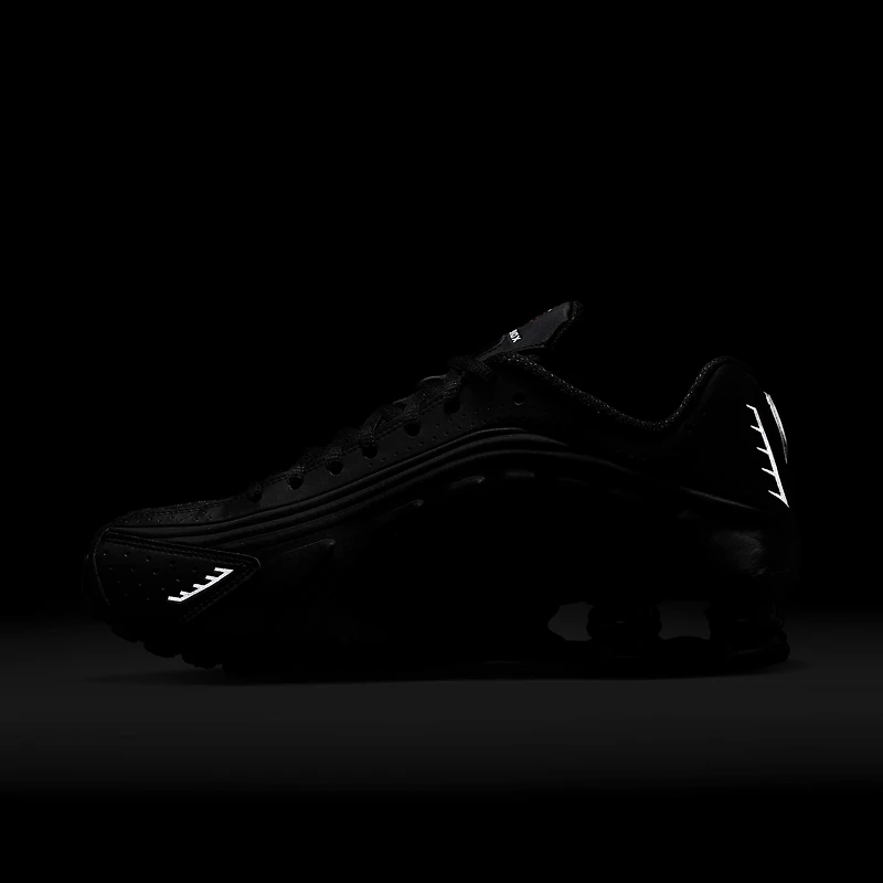 Nike Shox R4 Women's Shoes