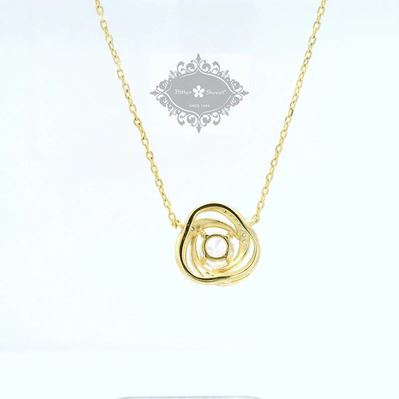 Yellow Gold Plated Sterling Silver Round Outline Cubic Zirconia Necklace155050