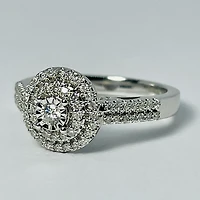 10kt White Gold Diamond Engagement Ring Set