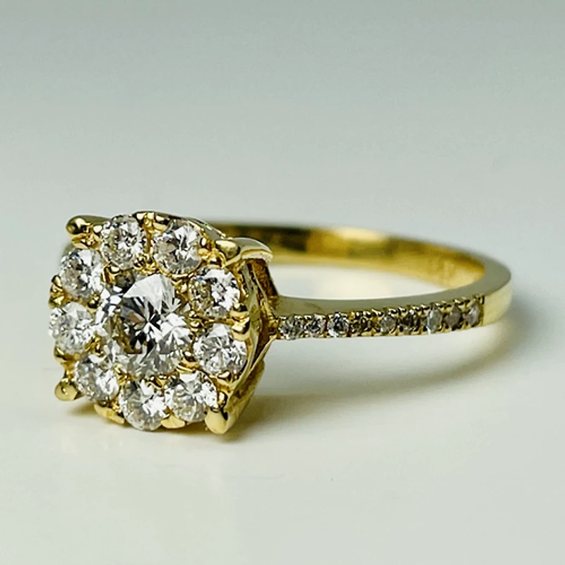 18kt Gold Diamond Halo Engagement Ring 0.80ctw