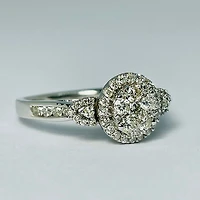 10kt White Gold 1.00ct Diamond Engagement Ring Set