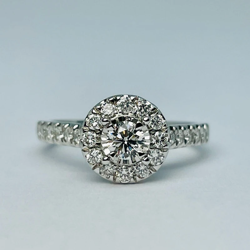 10kt White Gold 1.00ct Diamond Engagement Ring Set