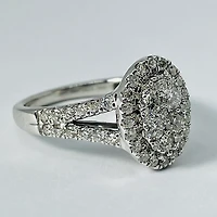 10kt White Gold Oval Diamond Engagement Ring