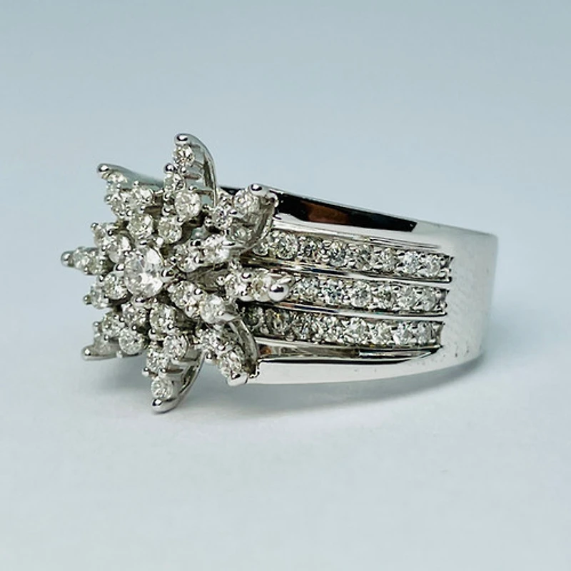 14kt White Gold 1.00ctw Cluster Diamond Ring