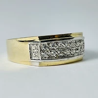 10kt Gold Men's CZ Band