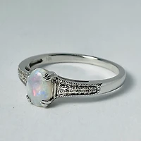 10kt White Gold Opal & Diamond Ring