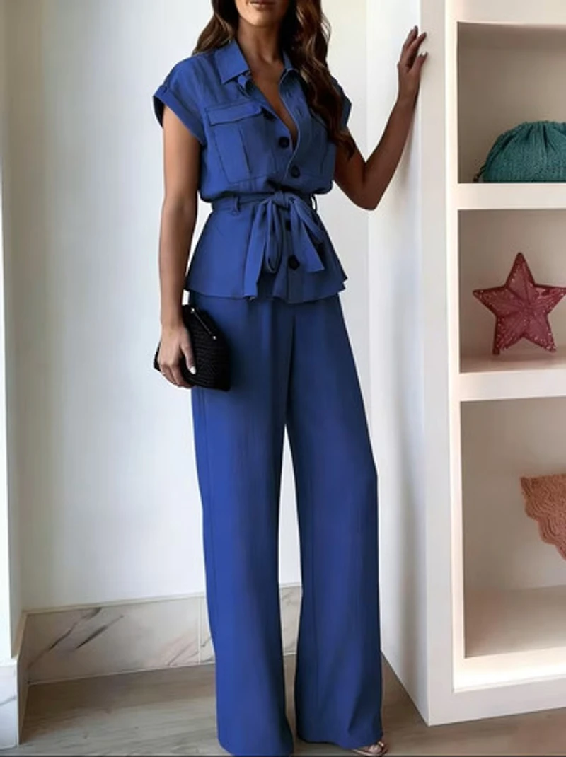 Sleeveless Collar Front Detail top