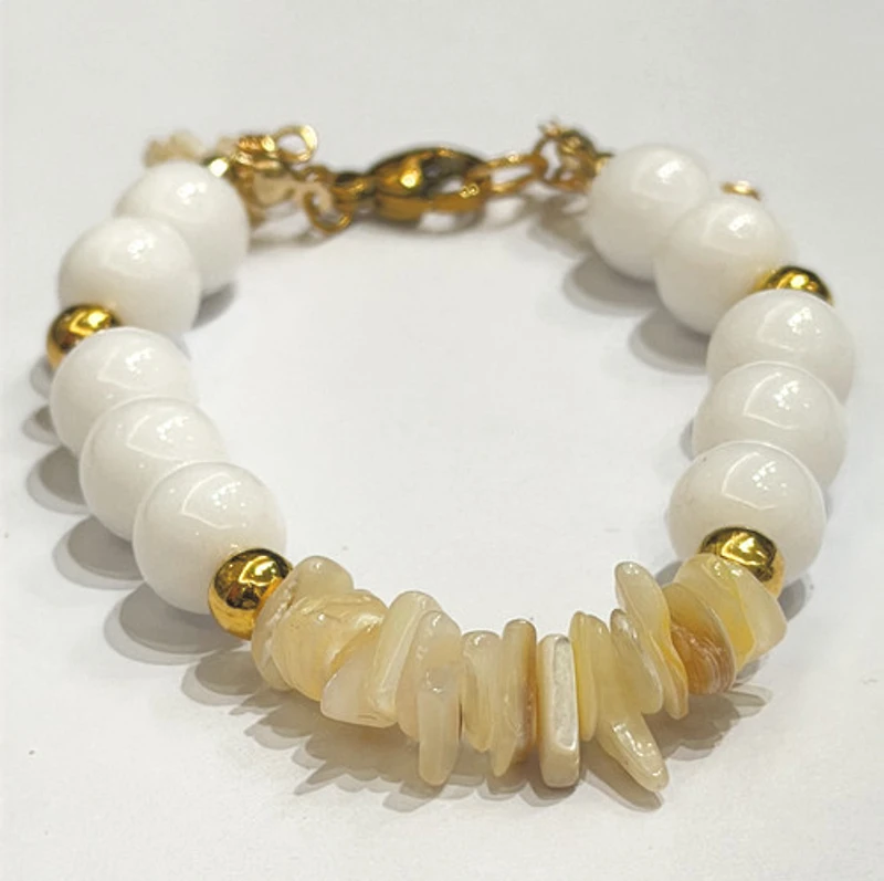 Natural White Agate Stone & Freshwater Shell Bracelet