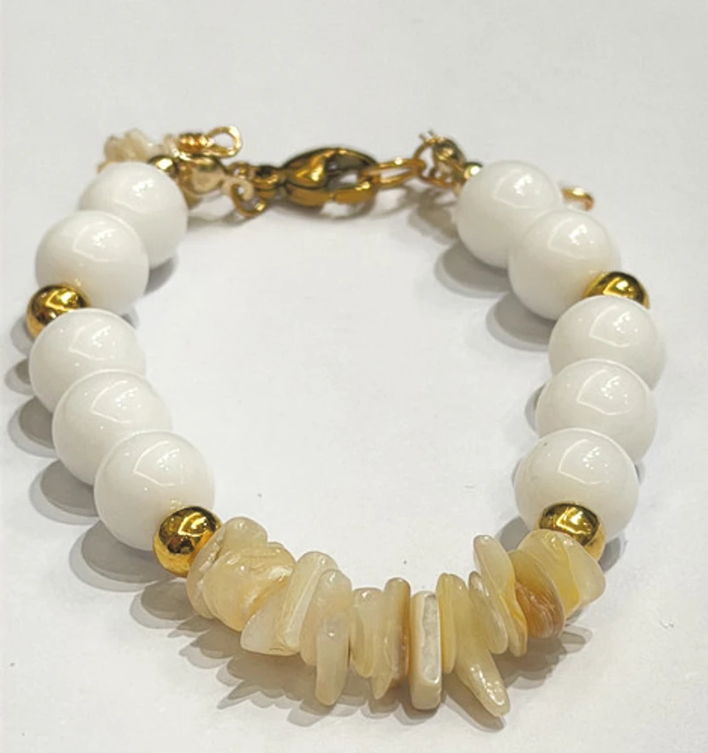 Natural White Agate Stone & Freshwater Shell Bracelet