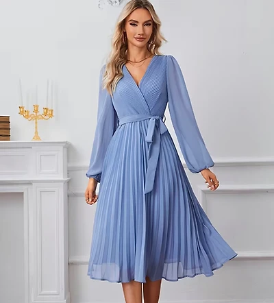 Light Blue V-Neck Detail Long Sleeve Dress