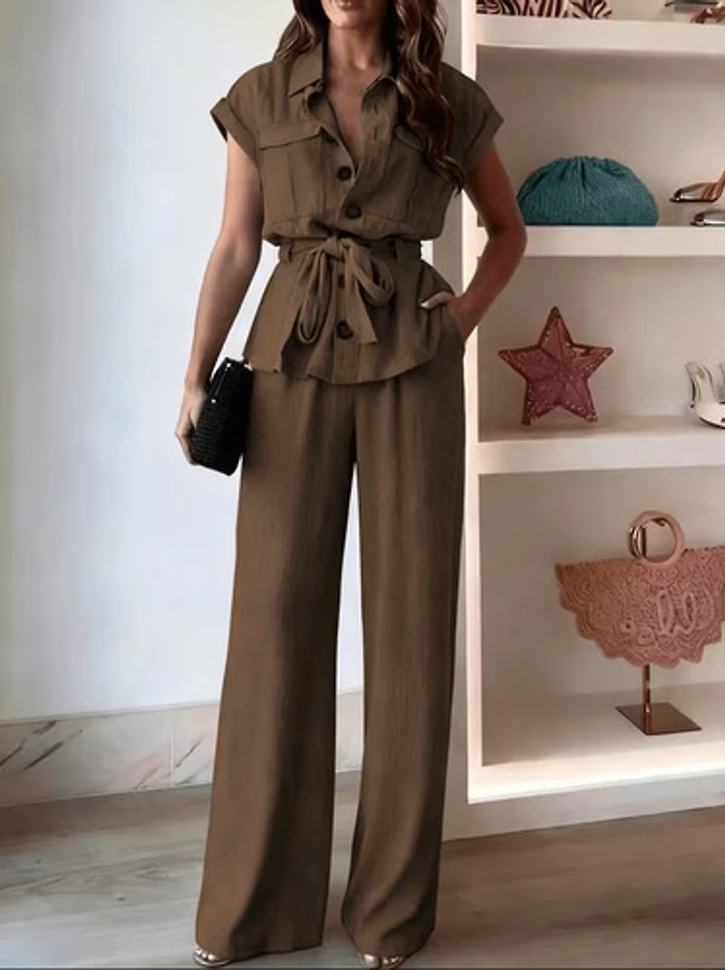 Sleeveless Collar Front Detail top