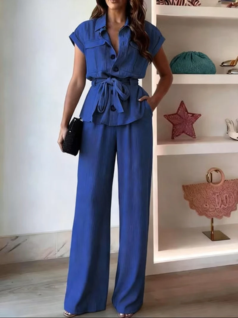 Sleeveless Collar Front Detail top