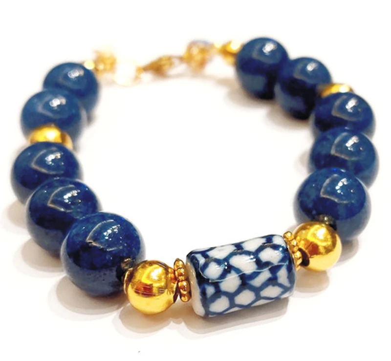 Chuncky Lapis Lasuli Bracelet 24K Gold Plated Bead